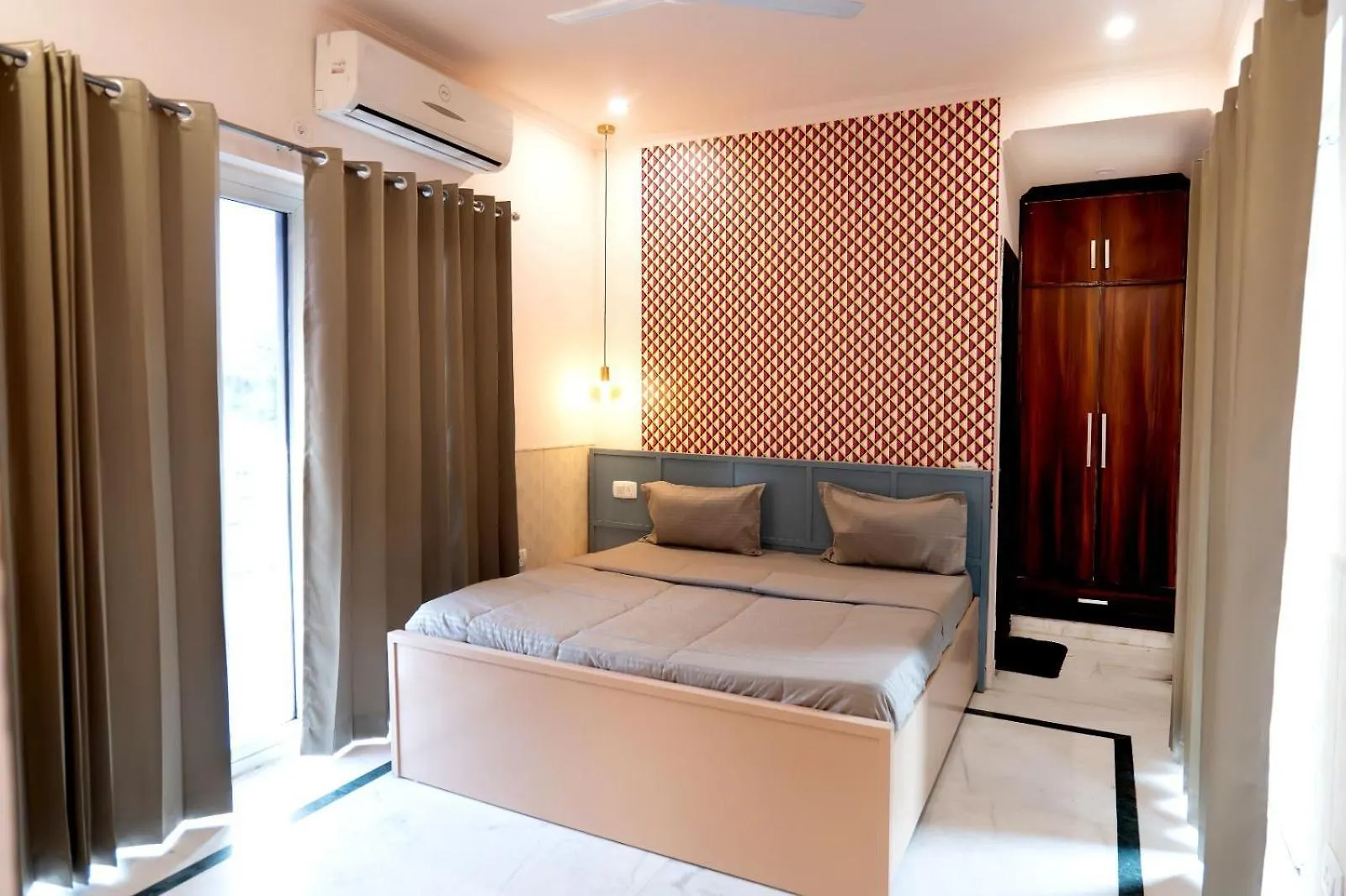 Splendor Corporate Stay Γκουργκάον 0*,