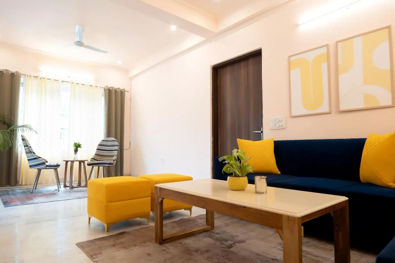 Splendor Corporate Stay Γκουργκάον
